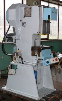 Lis výstředníkový LEV 10 - 2