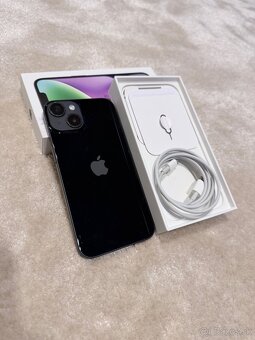 Predám iPhone 14 128 gb, vo farbe Midnight - 2