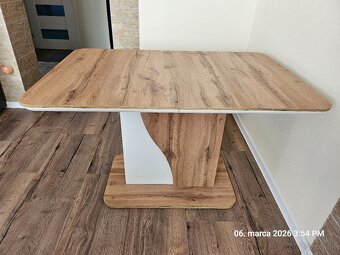 Jedálenský rozťahovací stôl - 2