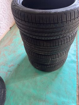 215/45 R18 93y - 2