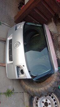 Kufor VW Passat b6 - 2