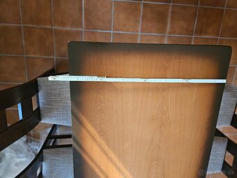 Jedálenský stol rozkladací + 4x stolicky - 2