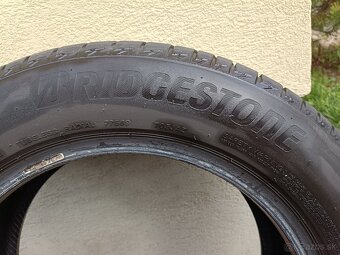 Predám letné pneu Bridgestone Turanza 4ks 205/60r16 - 2