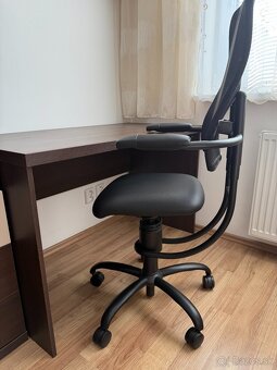 Skrine do izby aj s písacím stolom s ergonomickou stoličkou - 2