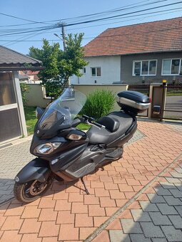 Predám Suzuki Burgman AN 650 - 2