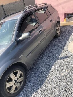 Renault megane 2 1.9dci 96kw - 2