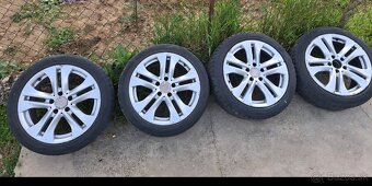 225/45 R17 Mercedes - 2