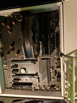 Predám i5-8400 / 16g Ram / Dosku MSI - 2