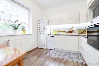 REZERVOVANÉ 2i. BYT LEMONDE 70 m2 - 2