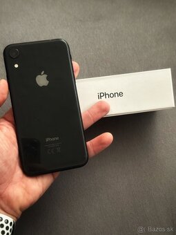 Apple iPhone XR 64GB čierny 90% zdravie batérie - 2