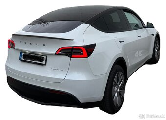 Tesla Model Y Long Range Dualmotor AWD 03/2024 / Berlín - 2