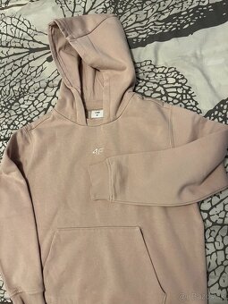 Predám mikinu pre dievča 4F - 2