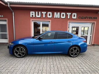 Alfa Romeo Giulia 2023 2.0 Veloce 206 kW - 2