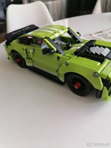 Lego technic auto - 2
