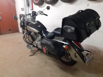Honda 750 VT - 2