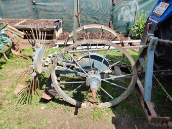 Konský vyoravač zemiakov prerobený na hydrauliku - 2