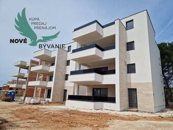 Novostavba apartmánu len 150m od mora s výhľadom na more na - 2