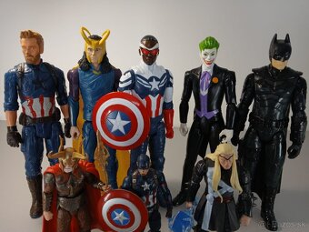 Veľké a malé figúrky Marvel a DC - 2