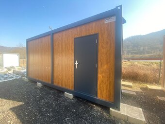 Sanitární kontajner PMP o rozměru 3 x 6 m - 2