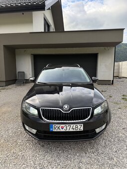 Škoda octavia 3 4x4 110kw manuál - 2