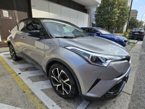 Rezervované Toyota C-HR 1.8 hybrid - 2