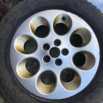 predám 4ks disky alfa romeo / fiat 6Jx15 rozteč 5x98mm - 2