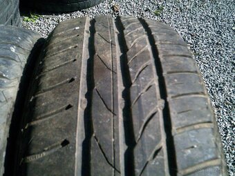 2 ks letných pneu 185/60R15 Barum - 2