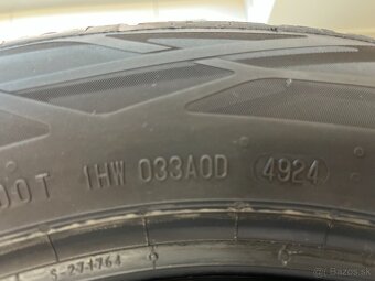 Continental 215/55 R17 - 2