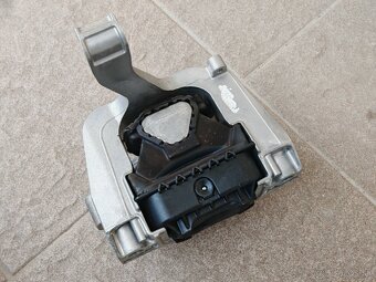 VAG Silentblok motora 5Q0 199 262 BJ - 2