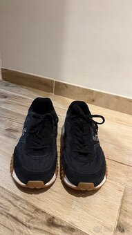 Predam botazky Lacoste - 2