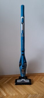 Tycovy vysavac Rowenta dual force 2v1 - 2