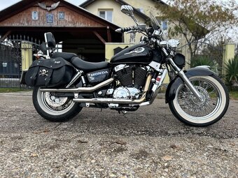 Honda shadow vt 1100 - 2