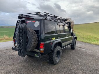 Toyota Land Cruiser KZJ78 - 2