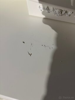 Toaletny stolik s taburetkou - 2