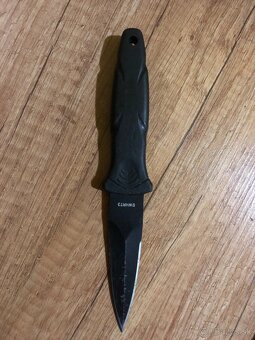 Simth&Wesson vrhací sebaobranný nôž - 2