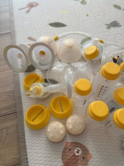 Odsávačka mlieka Medela - 2