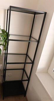 Knižnica, regál - 2