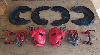 Audi A4 brzdy B6/B7 - 2