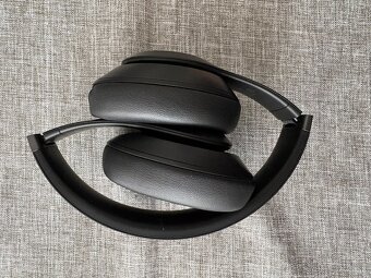 Beats Studio Pro - 2