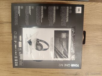 JBL Tour ONE M2 - 2