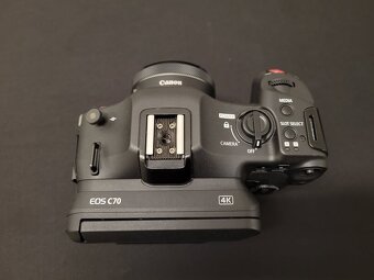 Canon C70 + RF 50mm f1.8 + Monitor - 2