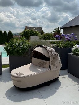 Vanička Cybex PRIAM4 Carrycot Simply Flowers - nude beige - 2