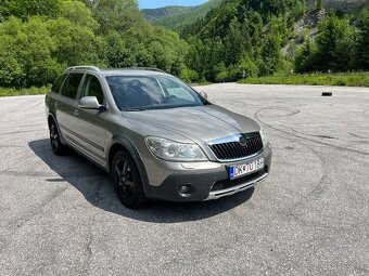 Octavia 2 Scout combi - 2