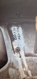Na predaj elektróny Dacia Duster / R16 - 2