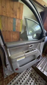 Dvere Kia Sorento 1 - 2