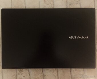 💻 Asus Vivobook 15  🎧 ROG gamer headset 🖱️ Logitech G600 - 2