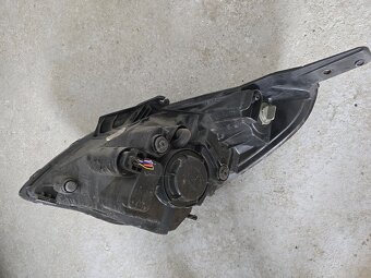 Predné svetlá Hyundai i20 - 2
