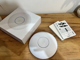 Ubiquiti Unifi U6 PRO TOP - 2