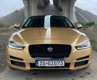 Jaguar XE 2.0 I4D Prestige AT,ťažné - 2