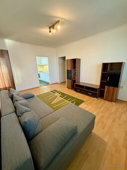 🏠 Na prenájom 2+1 byt v centre Galanty: 700 € / mesiac vrát - 2